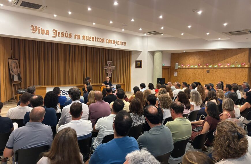 ENCUENTRO DE EQUIPOS DIRECTIVOS PARA EL INICIO DE CURSO